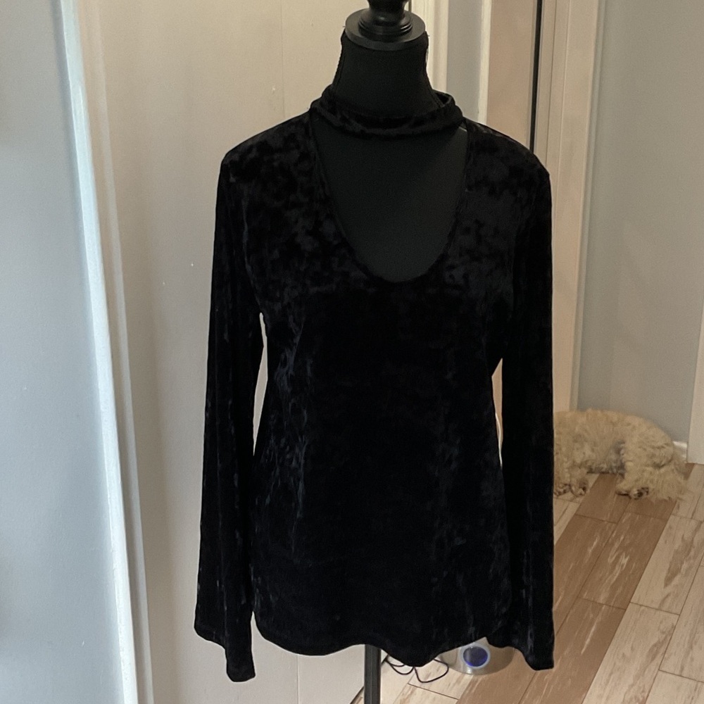 P419. Sanctuary Black Crushed Velvet Women's Top |L